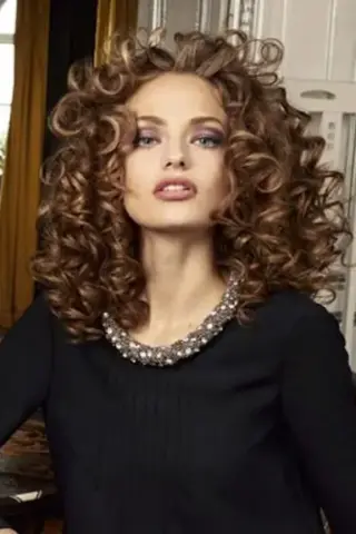 Biosthetique Haarkunst Langhaar Locken – Friseursalon HaarKunst